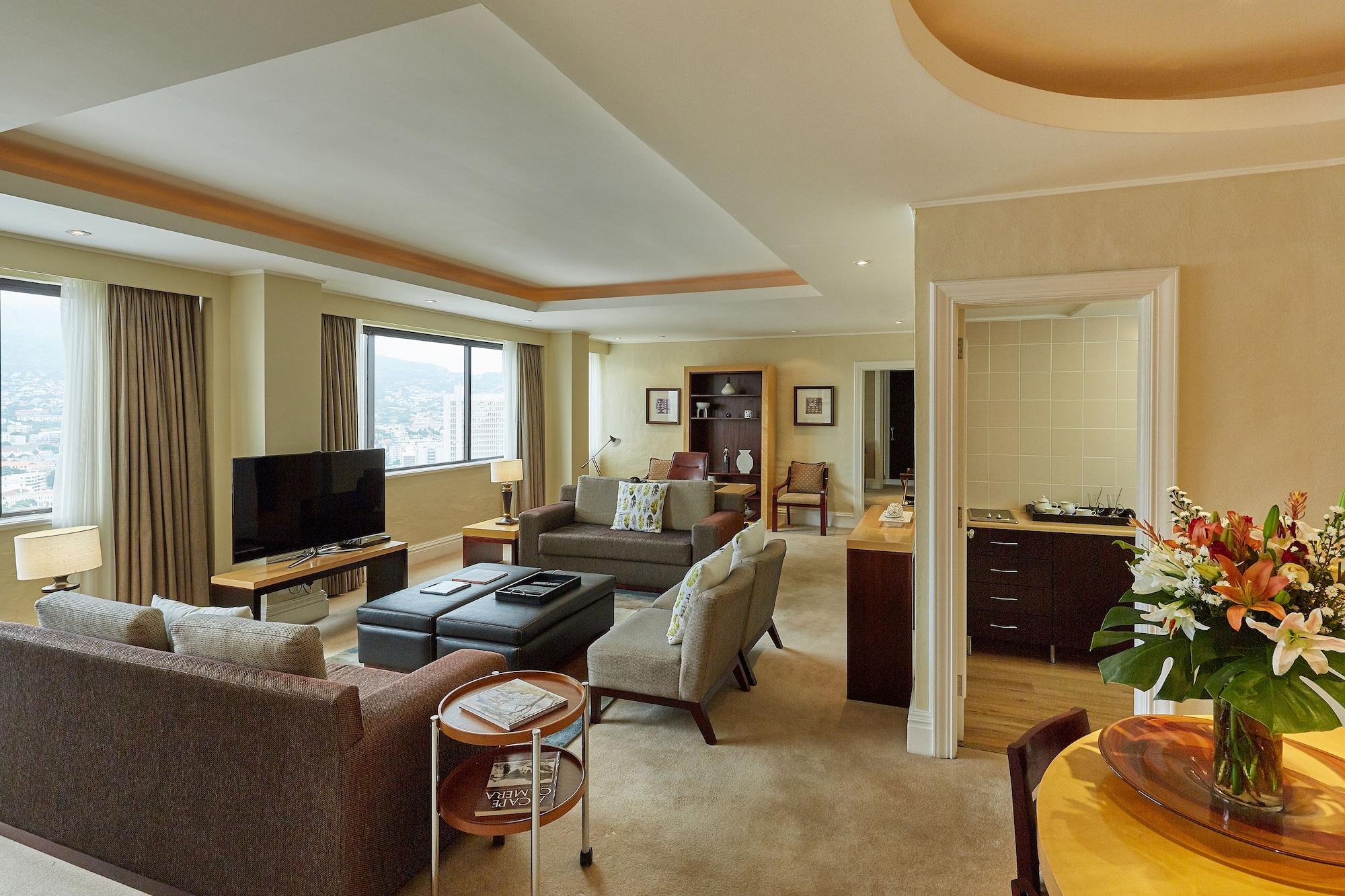 Southern Sun Cape Sun Hotel Cape Town