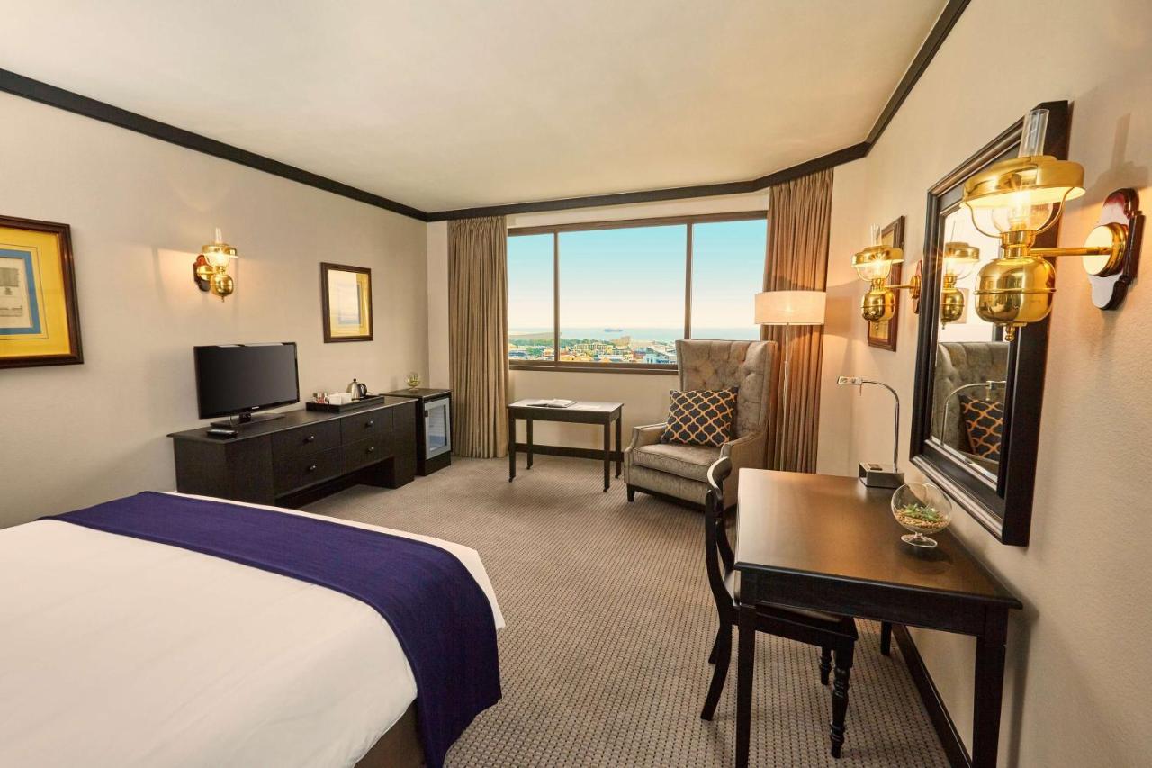 Southern Sun Cape Sun Hotel
