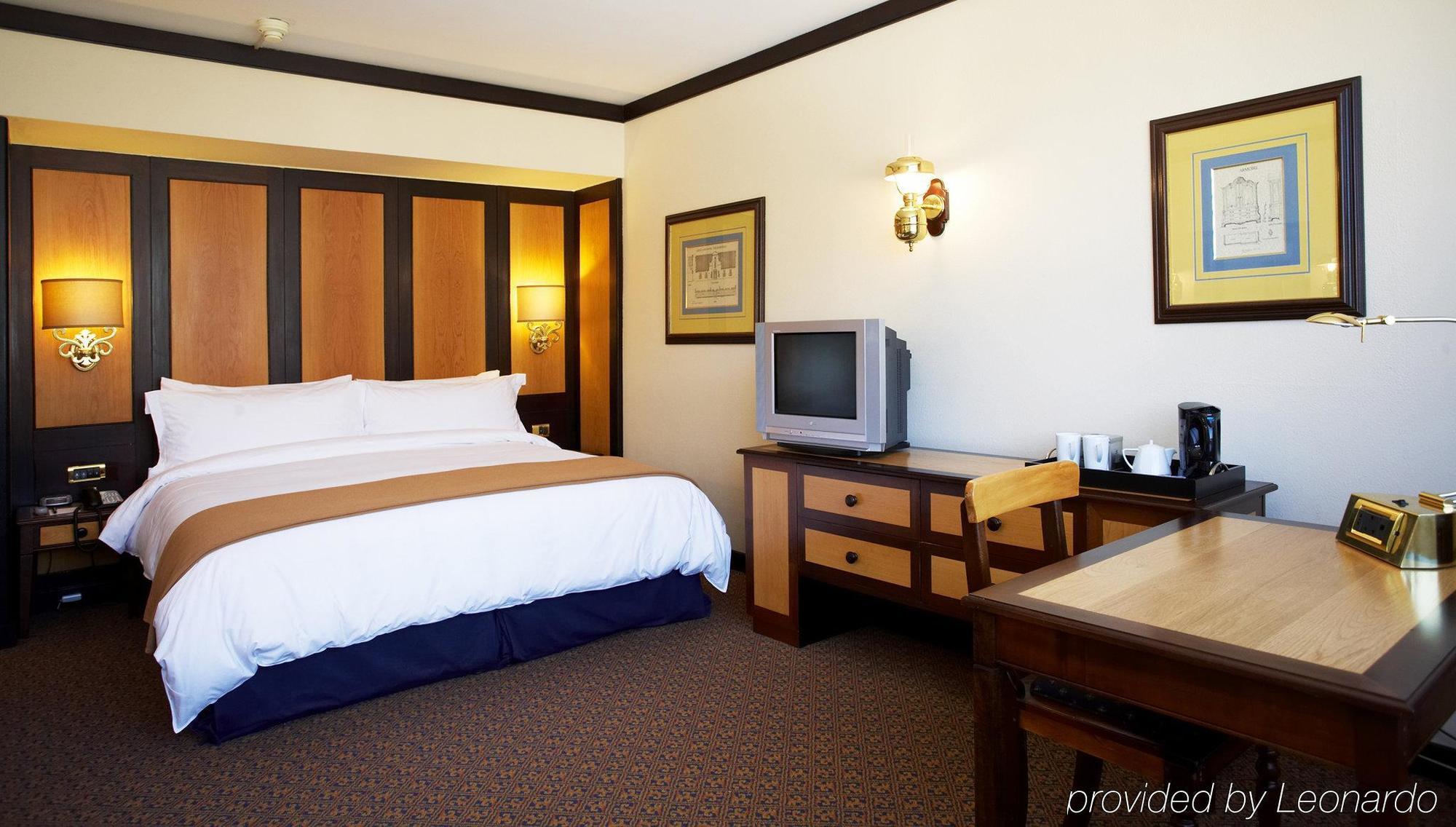 Southern Sun Cape Sun Hotel Cape Town